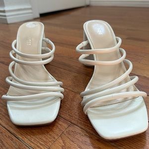 Nine West White strappy block heels